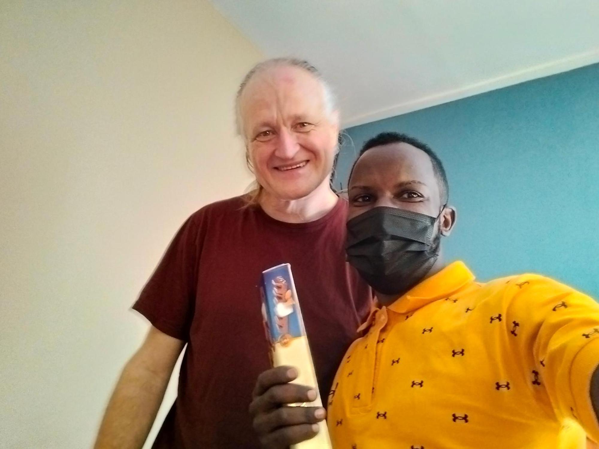 TGS Homestay Kampala Luaran gambar