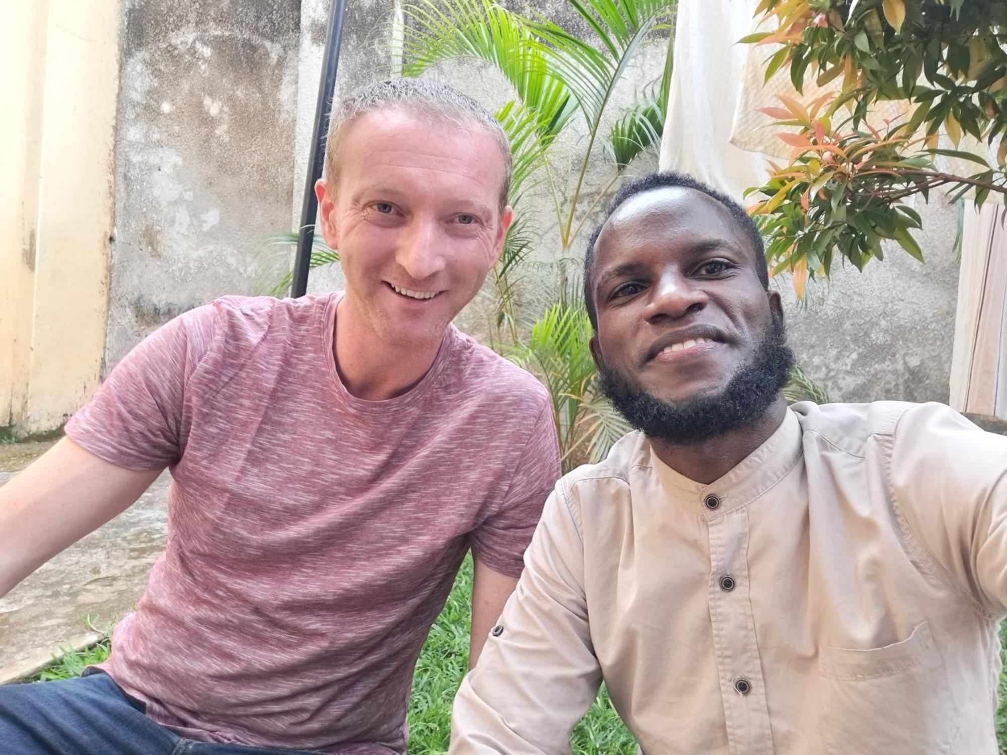 TGS Homestay Kampala Luaran gambar