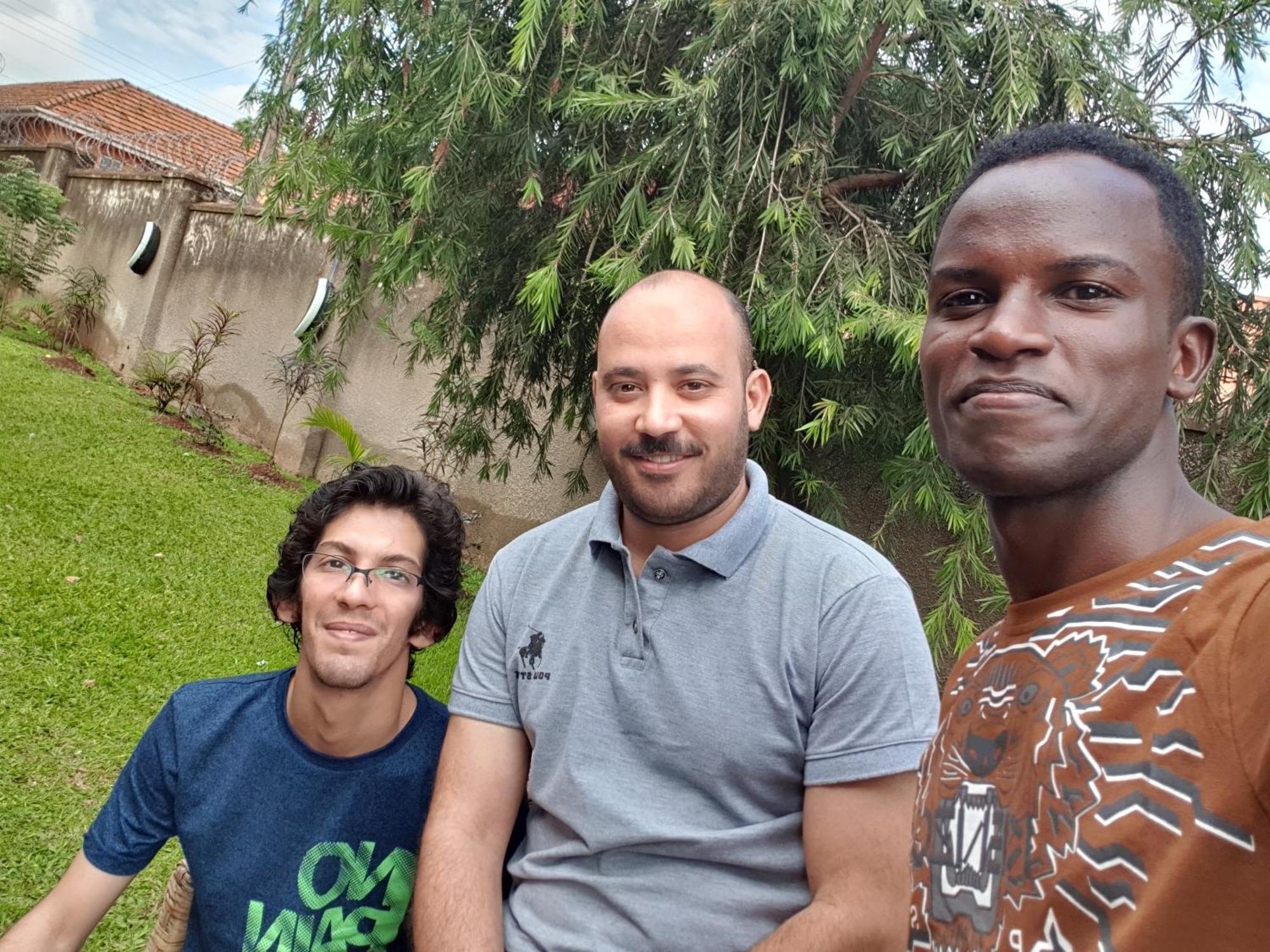 TGS Homestay Kampala Luaran gambar