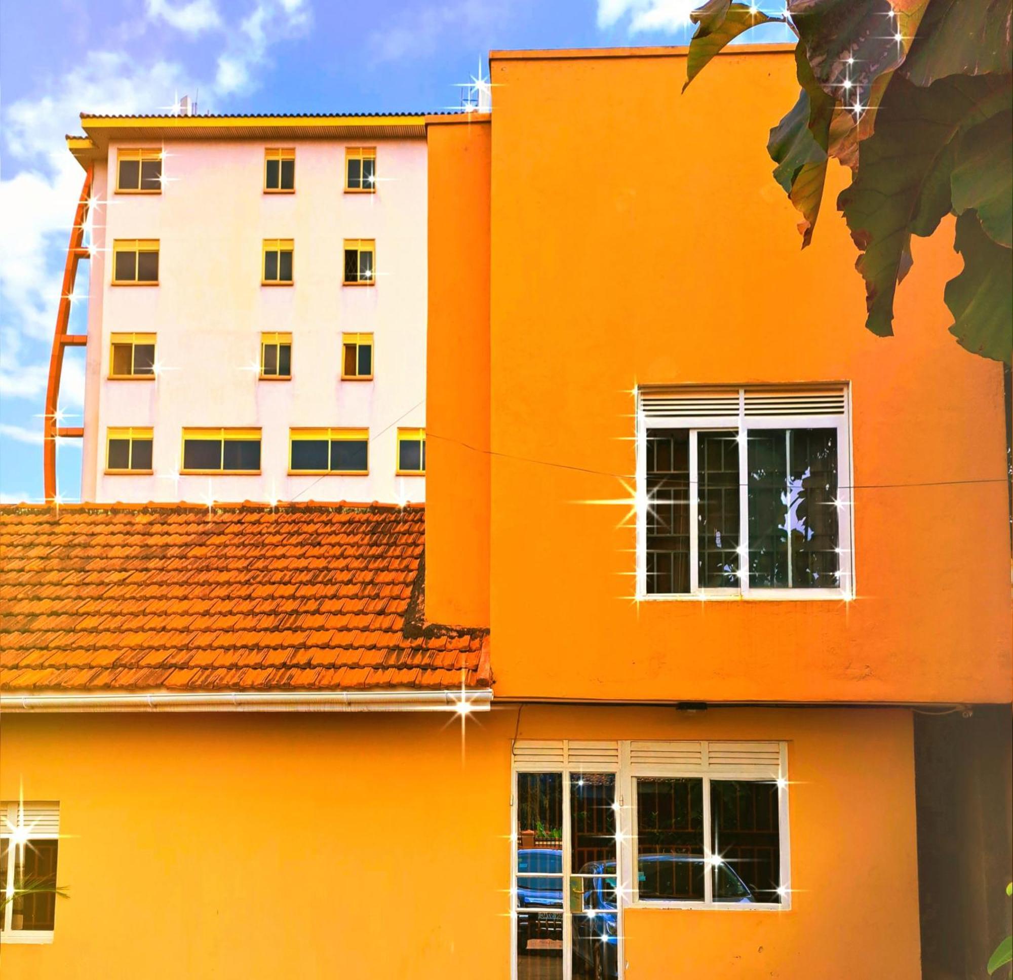 TGS Homestay Kampala Luaran gambar